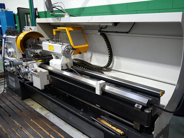 Tornio Parallelo Comev - LMA srl