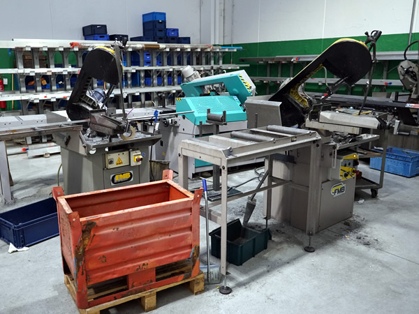 Taglio materie prime - LMA srl